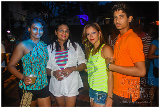 look_cooler_shades_sep23-047
