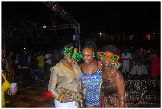 look_cooler_shades_sep23-056