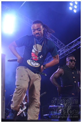 mania_2012-093
