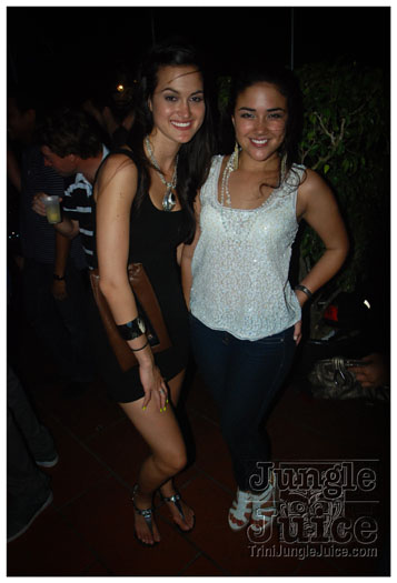 pure_2012-085