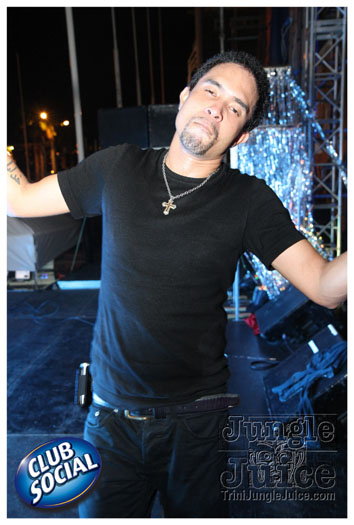 tribe_ice_2012_jan7-237
