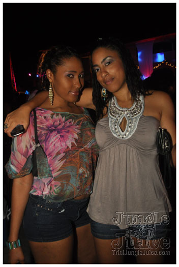 tribe_oink_dec2-040