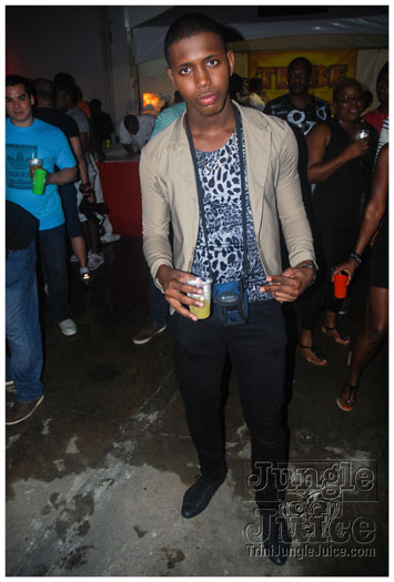 tribe_oink_dec2-064