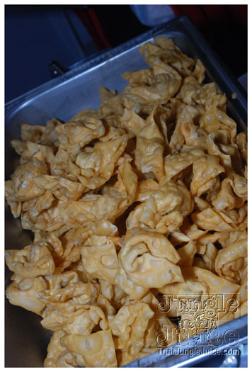 tribe_oink_dec2-073