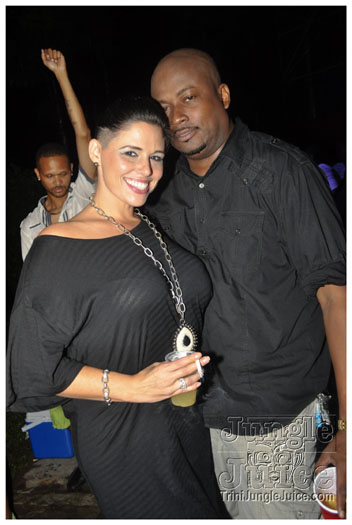 tribe_oink_dec2-124
