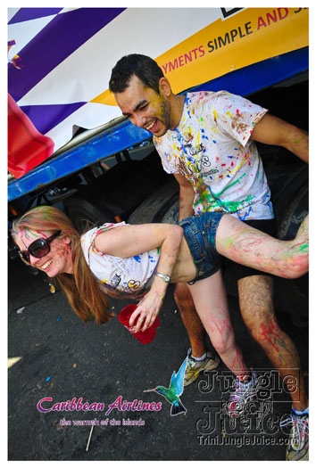 triniposseuk_colours_2012-163