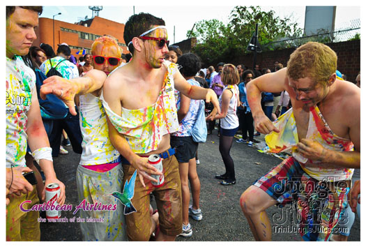triniposseuk_colours_2012-240