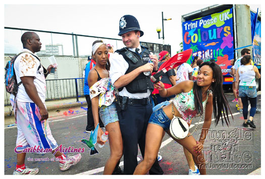 triniposseuk_colours_2012-242