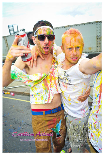 triniposseuk_colours_2012-246