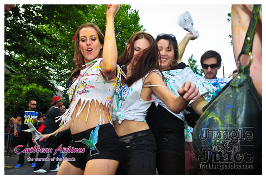 triniposseuk_colours_2012-252