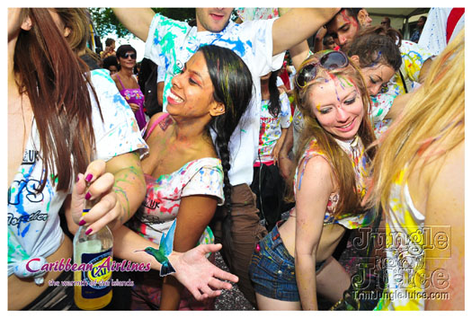 triniposseuk_colours_2012-253