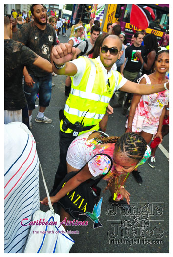triniposseuk_colours_2012-263