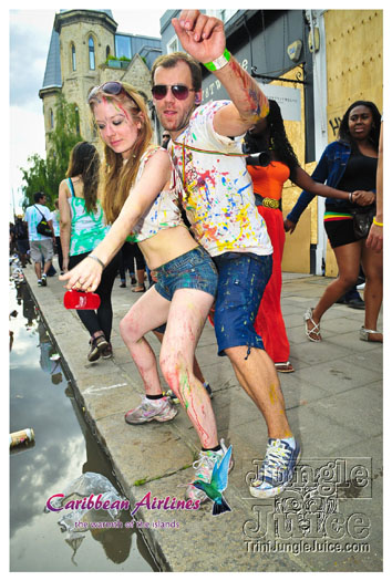triniposseuk_colours_2012-269