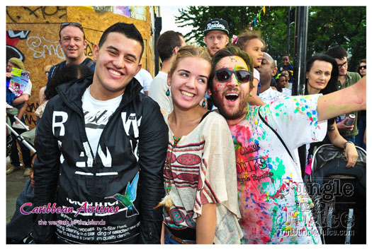 triniposseuk_colours_2012-282