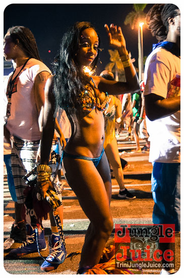 miami_parade_2013_pt5-300