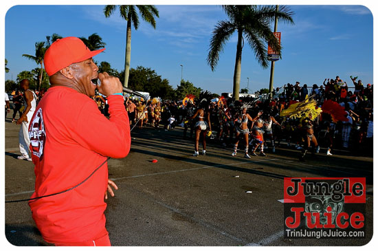 miami_parade_2013_pt6-215