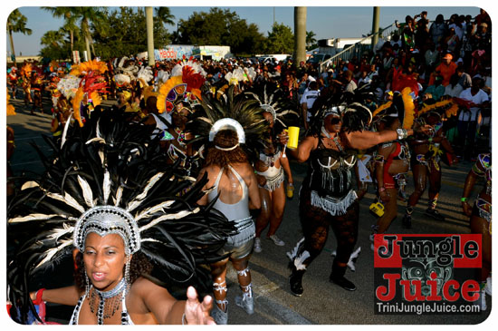 miami_parade_2013_pt6-220