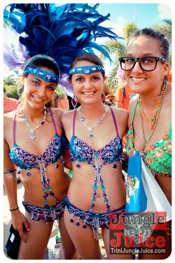 cayman_carnival_2013_part1-096