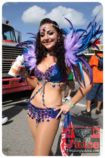 cayman_carnival_2013_part1-114