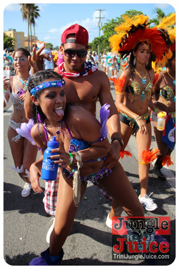 cayman_carnival_2013_part2-133