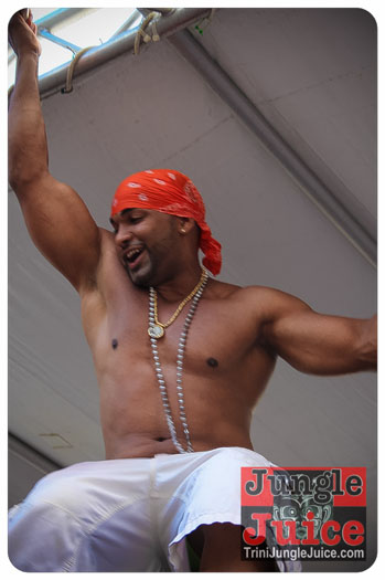 cayman_carnival_2013_part3-083