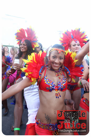 cayman_carnival_2013_part4-110