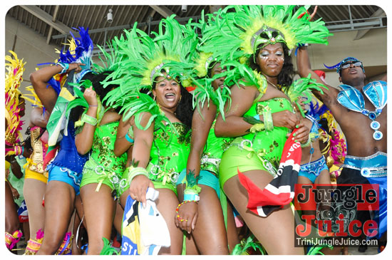 houston_parade_2013-119