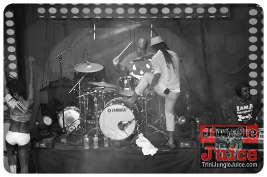 timeless_2013_part2-196