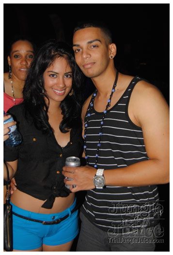 black_to_blue_2013-106