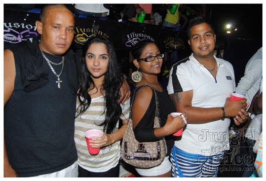 black_to_blue_2013-111