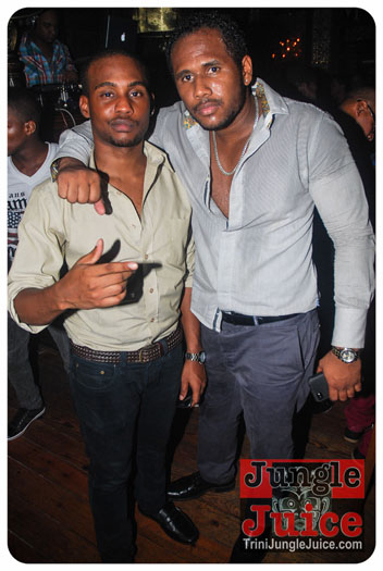 think_fashion-022