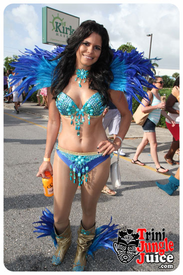 cayman_carnival_2014_part1-113