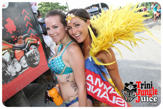 cayman_carnival_2014_part1-123