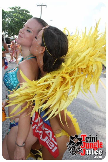 cayman_carnival_2014_part1-124