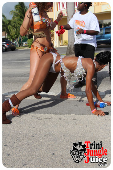 cayman_carnival_2014_part2-124