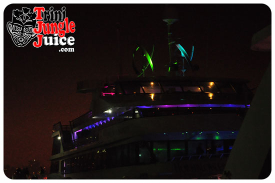 float_2014-180