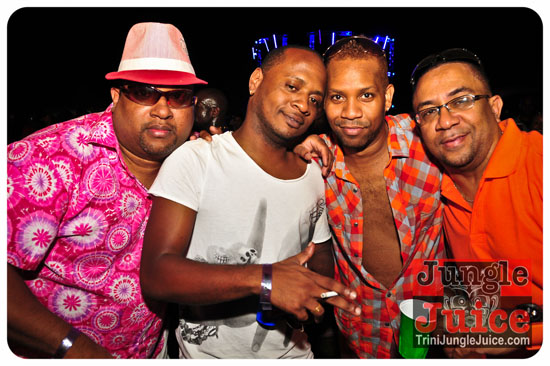 beach_house_carnival_2014-245