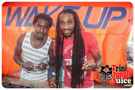 wake_up_2014-072